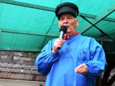 Gräfraths Urgestein Willy Weber hört auf. Der 80-Jährige moderiert zum letzten Mal auf dem Marktfest. „Ich bin trotzdem noch immer dabei“, sagt er. (Foto: © Martina Hörle)