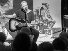 Huey Colbinger, Singer & Songwriter, macht auf seiner Tour auch in Solingen Station. Am 1. März ist er im Atelier AndersARTig zu hören. (Foto: © Veranstalter)