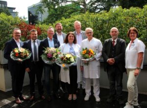 Das neue ärztliche Direktorium wurde begrüßt, dem bisherigen ärztlichen Direktor gedankt. (Foto © Sandra Grünwald)