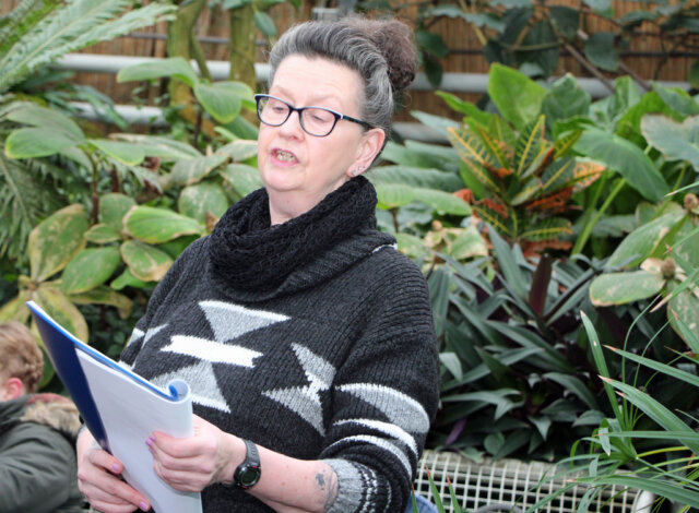 Solingen Erster Weihnachtsmarkt von Hospiz und Botanischem Garten