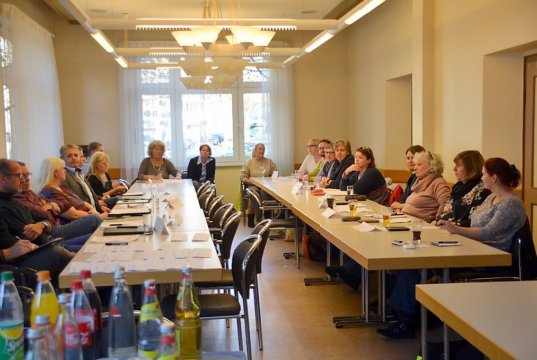 Die Initiative „Zuhause leben“ ist ein Zusammenschluss von Solinger Betrieben und regionalen Dienstleistern. Bei der letzten Vollversammlung wurden Sabine Frommann und Uwe Luchtenberg als Sprecher für die Initiative gewählt. (Foto: © Martina Hörle)