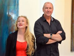 Christa Huberty und Peter Wischnewski stellen zum ersten Mal gemeinsam aus. Ihre vielfältigen Arbeiten aus Fotodesign und Malerei tragen den Titel „Kontraste“. (Foto: © Martina Hörle)