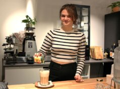 Marie Meyer (im Bild) und Sharon Büll haben sich mit dem Café Loco einen Traum erfüllt. (Foto © Sandra Grünwald)