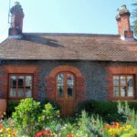 Eines der schmucken Häuser in Weybourne. (Foto © S. Grünwald)