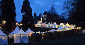 Der „Romantische Weihnachtsmarkt“ in Gräfrath auf Schloss Grünewald findet 2022 bereits zum 17. Mal statt. (Archivfoto: © Martina Hörle)