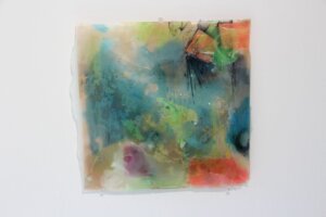 Insgesamt 27 Werke in unterschiedlichen Formaten und Größen sind in der Ausstellung „Schein und Sein“ zu sehen. (Foto © Sandra Grünwald)