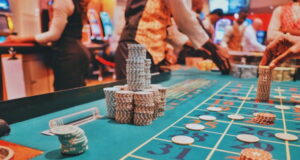 Spielbanken in Solingen bekommen Konkurrenz von Online-Casinos - doch wo liegen deren Vorteile? (Foto: @ Kaysha / Unsplash.com)