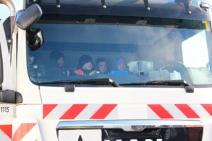 Die Fahrt im Müllauto machte besonders viel Spaß. (Foto © Sandra Grünwald)