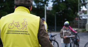 Die Auswahlkommission des Landes Nordrhein-Westfalen begutachtete Solingen vor Ort bei einer Rad- und Fußtour, bevor die Entscheidung über die Aufnahme in die AGFS NRW fiel. (Foto: © Stadt Solingen)