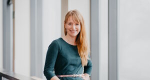 Solingen: Anna Frantzen neue Chefin des Kulturmanagements Nachdem Anna Frantzen seit April 2025 bereits kommissarisch die Leitung des Kulturmanagements übernommen hatte, wird sie diese Aufgabe nun dauerhaft wahrnehmen. (Foto: © Stadt Solingen)