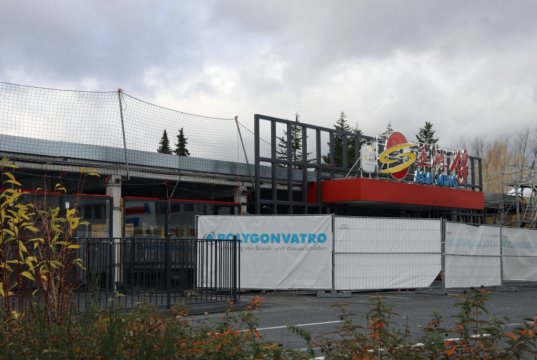 Im vergangenen Mai brannte das asiatische Restaurant an der Haaner Landstraße ab, wann es wieder eröffnen kann, ist noch offen. (Foto: © Das SolingenMagazin)