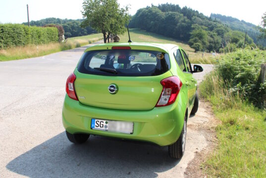 Mit dem Auto unterwegs im Bergischen Land. (Archivfoto: © Bastian Glumm)