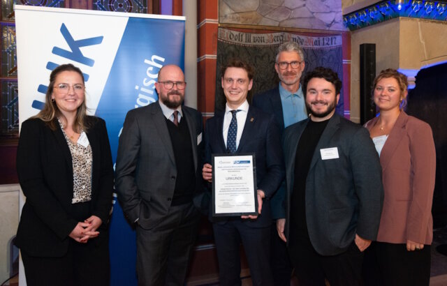 award-solingen-business-wirtschaftsfoerderung Freuen sich über die Auszeichnung als