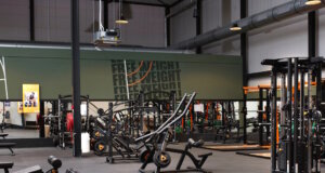 Basic Fit eröffnet im August im Hofgarten Solingen – modernes Fitnessstudio mit flexiblen Tarifen auf zwei Etagen mitten im Einkaufszentrum. (Foto: © Basic Fit)