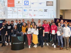 Am 25. März geht mit dem berg-pitch das größte Startup-Event im Bergischen Land in die 8. Runde – diesmal als “Hybrid-Edition”. Auf dem Bild die Gewinner der Veranstaltung 2020. (Foto: © Leon Sinowenka)