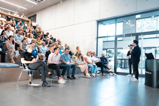 Am 19. Oktober haben fünf Startups der Region beim 13. berg-pitch in den Räumen der codecentric AG die Chance sich zu präsentieren. (Foto: © Daniel Rüsseler)