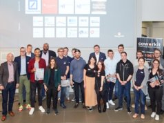 Finalisten, Juroren und Veranstalter waren beim 4. Berg-Pitch am Mittwoch in den Räumen der codecentric AG bester Laune. (Foto: © Leon Sinowenka)