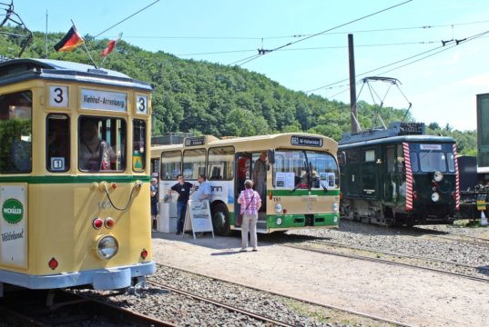 Am langen Wochenende öffneten die Bergischen Museumsbahnen in Kohlfurth zum Pfingsftest ihre Pforten. (Foto: © Tim Oelbermann)