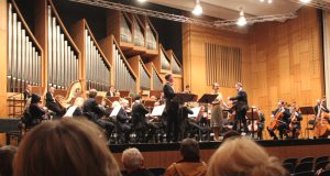 Knapp 200 Besucher kamen am Freitagnachmittag in den Großen Konzertsaal und lauschten dem Operetten-Konzert "Unvergesslich". (Foto: © Bastian Glumm)