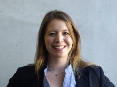 Anna Lenker ist die neue pädagogische Leiterin der Bergischen VHS. Sie wurde am 24. März zur Nachfolgerin von Monika Biskoping gewählt. (Foto: © Bergische VHS)