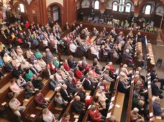 Zu 42 Gottesdiensten laden die zehn Evangelischen Kirchengemeinden in Solingen in diesem Jahr am Heiligen Abend ein. (Archivfoto: © Bastian Glumm)