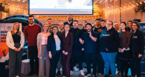 Die teilnehmenden Startups der achten Runde des bergsteiger-accelerators von Solingen.Business präsentierten beim Demo Day ihre innovativen Geschäftsmodelle in der Alten Maschinenhalle. (Foto: © Solingen.Business)