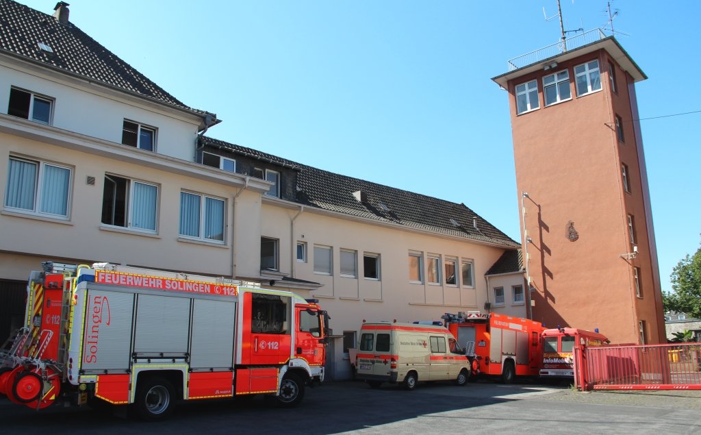 Die Feuer- und Rettungswache I der Feuerwehr Solingen in Mitte an der Katternberger Straße. (Foto: © Bastian Glumm)