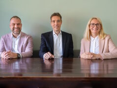 Diakonie Bethanien: Dr. Marc Deffland übernimmt Vorsitz Das neue Geschäftsführungsteam der Diakonie Bethanien (v.l.): Dr. Marc Deffland (Vorsitz), Dr. Stephan Ricken und Natalie Schaffert. (Foto: © Katrin Küllenberg/Diakonie Bethanien)