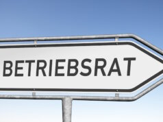 Arbeitszeiterfassung und Betriebsrat: Was die aktuelle Rechtslage bedeutet Der Betriebsrat gewinnt durch die Pflicht zur Arbeitszeiterfassung an Bedeutung und übernimmt eine zentrale Rolle bei der Umsetzung rechtlicher Vorgaben im Unternehmen. (Foto: © hkama / Adobe Stock)