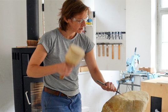 Valerie Krause freut sich, dass nach der langen Corona-Pause endlich wieder Kurse stattfinden können. (Foto: © Martina Hörle)