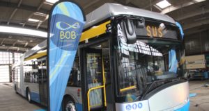 Am Donnerstag wurde Solingens erster "BOB" der Öffentlichkeit vorgeführt. Der Batterie-Oberleitungs-Bus ist freilich schon seit Januar in der Klingenstadt. (Foto: © Bastian Glumm)