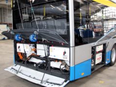 Bei den Vorgängermodellen ist dort das Dieselaggregat. Beim "BOB" dagegen eine rund eine Tonne schwere und flüssigkeitsgekühlte Batterie. (Foto: © Bastian Glumm)