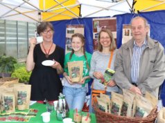 Viele Aktive beteiligten sich am Samstag beim "Langen Tag der StadtNatur", der erstmals in Solingen stattfand. Ein Schwerpunkt des Aktionstages war im Botanischen Garten. (Foto: © Bastian Glumm)