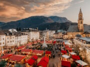 Die festliche Stimmung hält Einzug in Bozen: Vom 28. November bis zum 6. Januar verwandelt sich die Stadt in ein Weihnachtswunderland. (Foto: © Daniele Fiorentino)