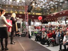 Sonst immer in der Hauptstelle der Sparkasse, beheimatet, findet im Rahmen einer Aktionswoche die Seniorenmesse „Aktivia“ erstmalig im Theater- und Konzerthaus statt. Auch dort wird es am 15. Oktober ein buntes Bühnenprogramm geben. (Archivfoto: © B. Glumm)