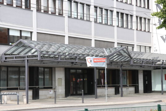 In der ehemaligen Sparkassen-Filiale an Mummstraße befindet sich ein Bürgerbüro. (Archivfoto: © Bastian Glumm)