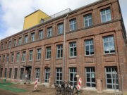 Die frühere Rasspe-Lehrwerkstatt erstrahlt in neuem Glanz. Nach fast 130 Jahren Industriegeschichte wurde jetzt der ehemalige Rasspe-Standort in Stöcken als „Change.Campus“ wiederbelebt. (Foto: © Bastian Glumm)
