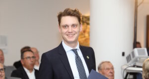 Daniel Flemm ist Oberbürgermeister der Stadt Solingen. (Foto: © Bastian Glumm)