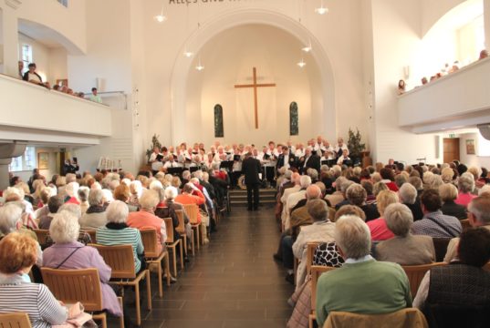 Die Gemeinden der Evangelischen Kirche in Solingen laden zur Adventszeit zu einer Reihe musikalischer Veranstaltungen ein. (Archivfoto: © Bastian Glumm)
