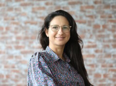 Jessica Pansa gründete das Startup Du.Mapa, um Eltern bei der spielerischen Förderung ihrer Kinder zu unterstützen – aktuell ist sie Teilnehmerin im Programm Bergsteiger-Accelerator der Solinger Wirtschaftsförderung. (Foto: © Bastian Glumm)