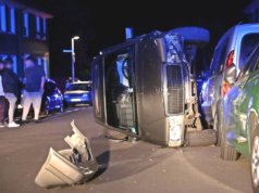 Dienstagnacht, gegen 00.40 Uhr, kam es in Wald auf der Dültgenstaler Straße zu einem Verkehrsunfall mit hohem Sachschaden. (Foto: © Das SolingenMagazin)