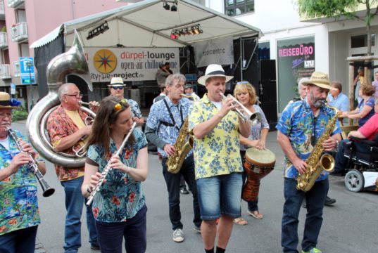 Zahlreiche Formationen wird es auf der Bühne des City-Art-Projects im "Süden von Ohligs" auch beim diesjährigen Dürpelfest wieder zu sehen und zu hören geben. (Archivfoto: © Bastian Glumm)