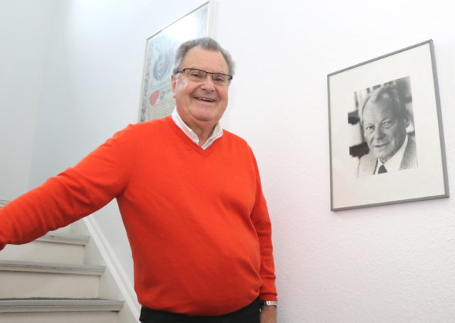 Ernst Lauterjung sitzt seit 1978 für seine SPD im Rat der Stadt Solingen. Von 2014 bis 2020 war er 1. Bürgermeister der Klingenstadt. (Foto: © Bastian Glumm)