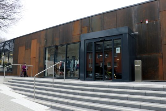 Das Familienbad Vogelsang wurde neu gebaut und im März 2019 eröffnet. (Foto: © Bastian Glumm)