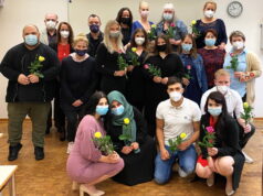 Nach drei Jahren Ausbildung konnten 14 Frauen und drei Männer den Abschluss ihrer Ausbildung in der Altenpflege am St. Joseph Fachseminar für Altenpflege feiern. (Foto: © Lisa Tamms/Kplus Gruppe)