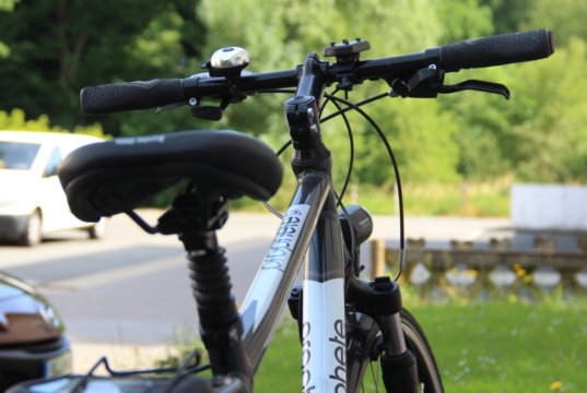 An diesem Wochenende könnte man sein Fahrrad mal wieder entstauben. Denn es bleibt sonnig und mild. (Foto: © Bastian Glumm)