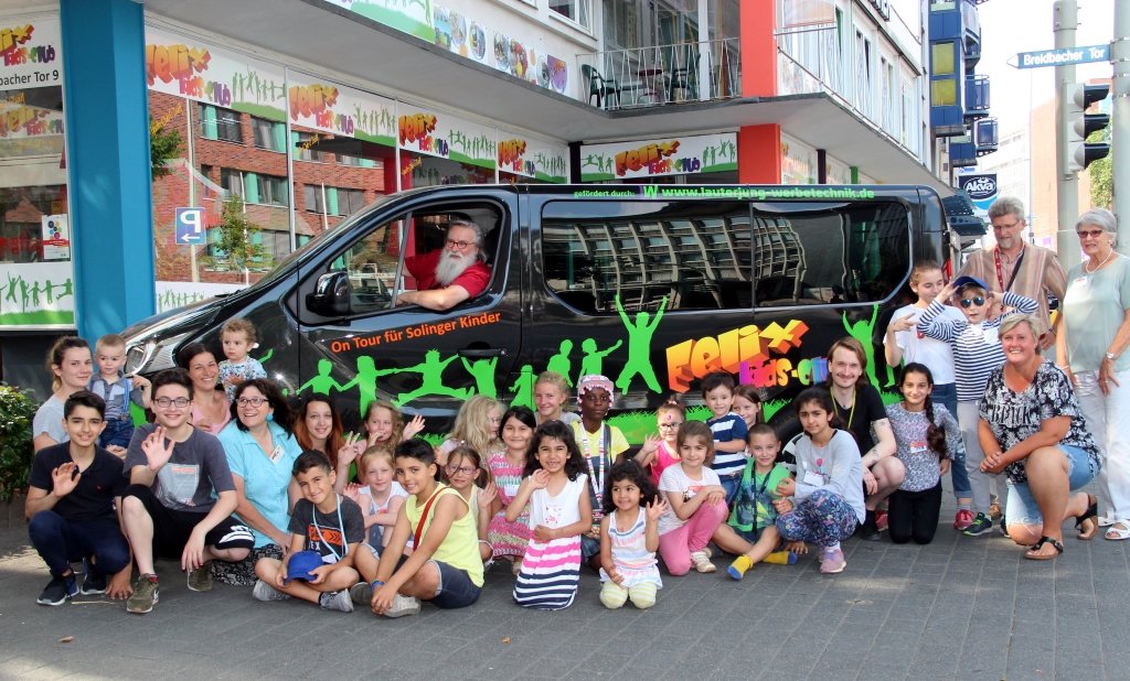 In diesem Jahr bietet der Felix Kids-Club sieben Wochenend-Camps für jeweils acht Kinder an. Mit den brandneuen Autos geht es in die Eifel, ins Sauerland und sogar nach Holland. (Foto: © Bastian Glumm)