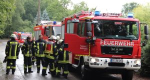 Sturmtief "Thomas" schüttelte Solingen am Donnerstag gehörig durch. Viel zu tun für die Feuerwehr, die mit insgesamt 130 Einsatzkräften im gesamten Stadtgebiet unterwegs war. (Archivfoto: © B. Glumm)