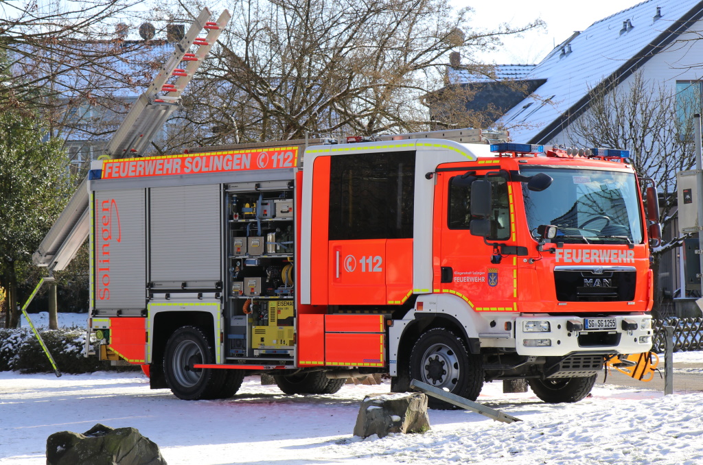 Hilfeleistungslöschgruppenfahrzeug (HLF) der Feuerwehr Solingen. (Archivoto: © Bastian Glumm)