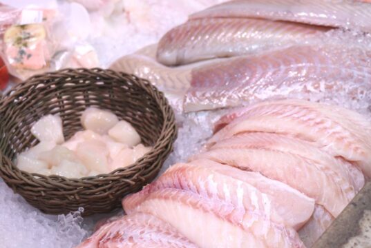 Frischer Fisch aus dem Hause Fisch Schälte - Qualität und Genuss direkt zu Ihnen nach Hause geliefert. (Foto: © Bastian Glumm)